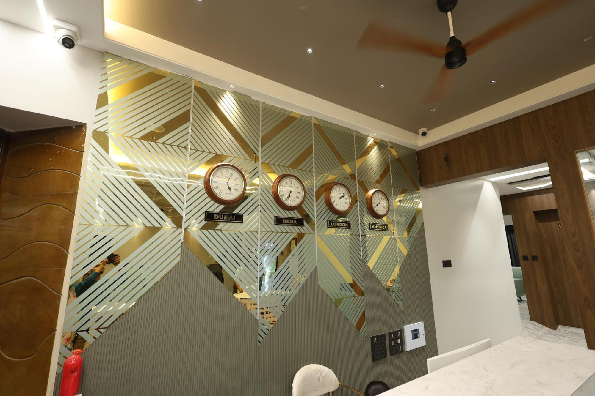 Hotel Statusinn, Ichalkaranji Buitenkant foto